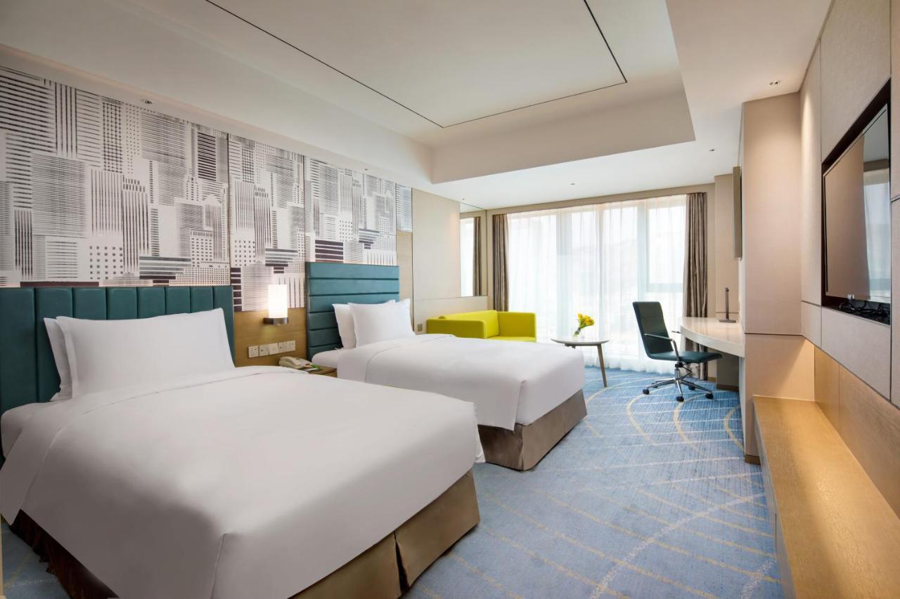 Holiday Inn & Suites Lanzhou Center, An Ihg Hotel Zewnętrze zdjęcie